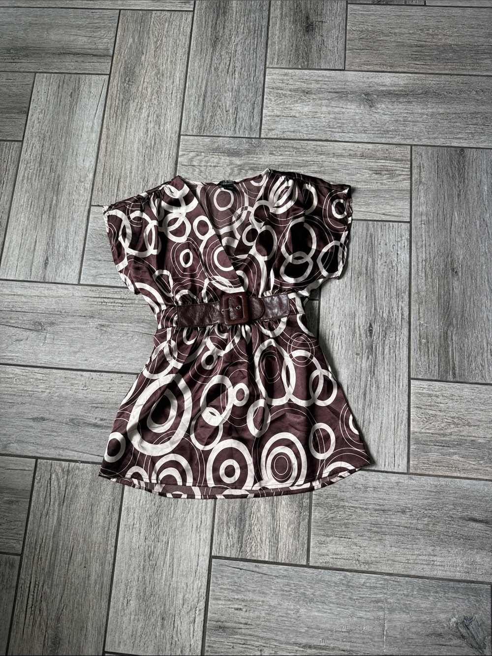 Women’s Brown & Cream Circle-Print Belted Casual Top